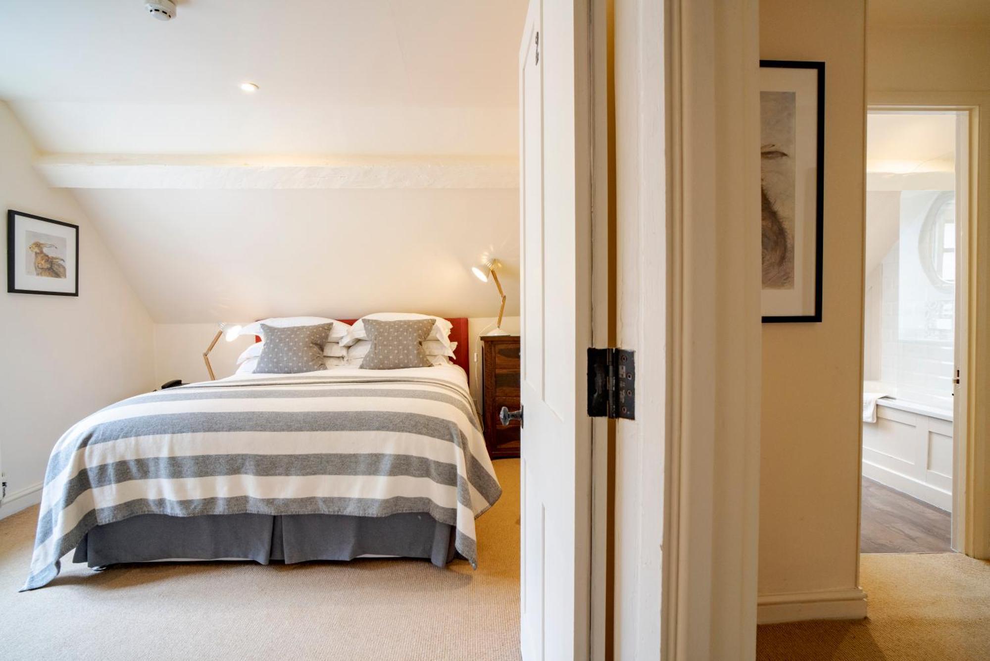 The Hare & Hounds Hotel Tetbury Bilik gambar