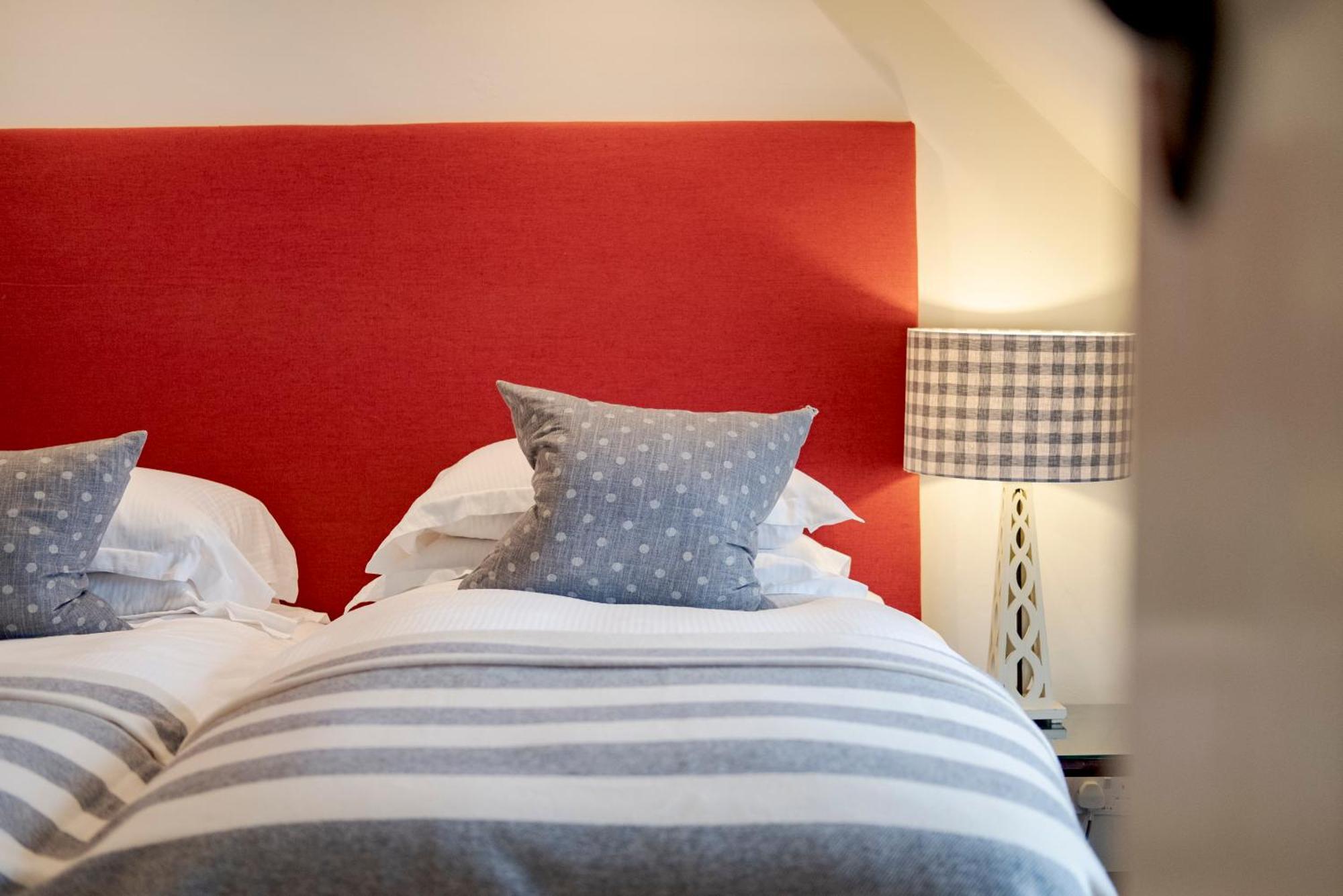 The Hare & Hounds Hotel Tetbury Bilik gambar